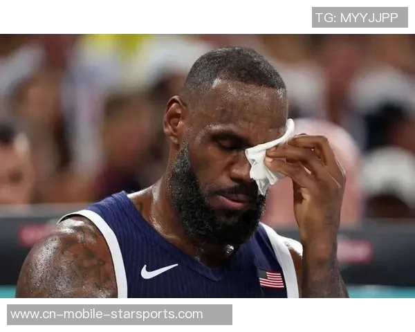 帕金斯指出詹姆斯身体信号显现伤病困扰已持续三年需考虑退役 帕金斯指出詹姆斯身体信号显现伤病困扰已持续三年需考虑退役