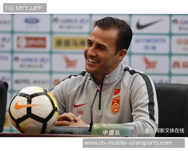 今日趣图：卡纳瓦罗幽默吐槽植发效果难以持久引发网友热议