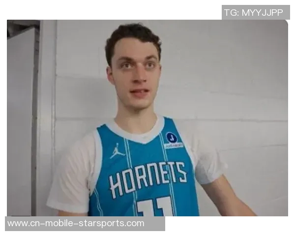 卡尔克布伦纳在对抗独行侠内线时表现出色应该给予他更多的上场时间 卡尔克布伦纳在对抗独行侠内线时表现出色应该给予他更多的上场时间