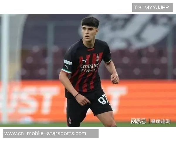 热刺宣布17岁中场巴内特正式签署首份职业合同开启职业生涯新篇章 热刺宣布17岁中场巴内特正式签署首份职业合同开启职业生涯新篇章