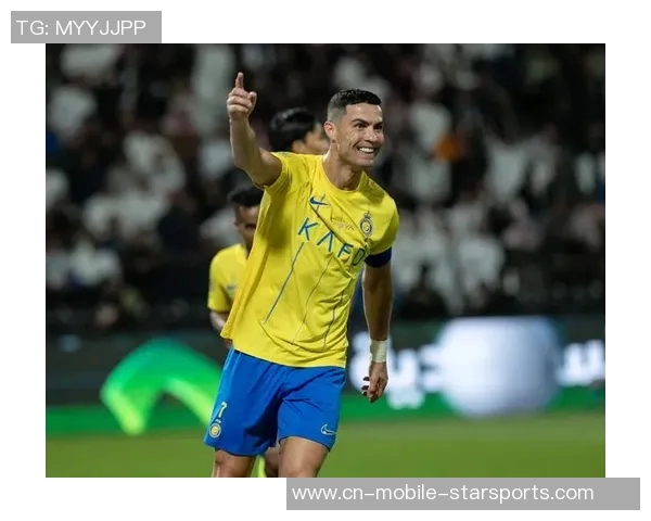 C罗社交媒体分享庆祝照片喜迎950球里程碑助力球队获胜的喜悦