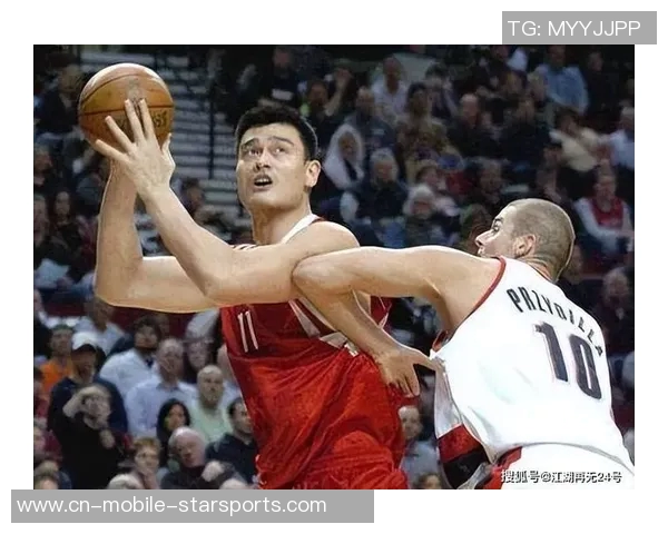 姚明NBA首秀表现平平10分36秒仅得0分2板3犯规令人惋惜 姚明NBA首秀表现平平10分36秒仅得0分2板3犯规令人惋惜