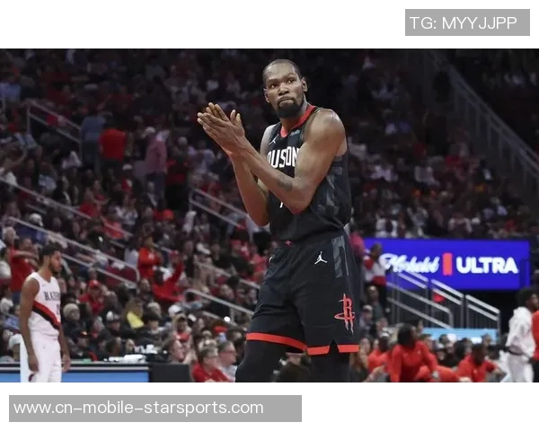 杜兰特期待圣诞大战对阵湖人历史悠久的球队令人兴奋不已